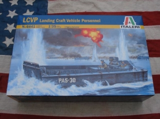 Italeri 6441 LCVP Amerikaans landingsvaartuig